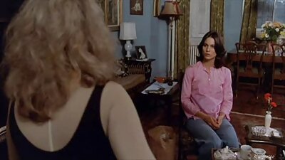 Busty Mom Getting Double Fucked από το Horny Stud