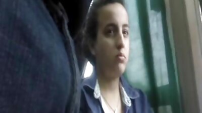 Εκπληκτική φίλη της αδερφής στο ντους