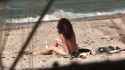 Το κορίτσι φοβήθηκε να διασκεδάσει με τους έφηβους Antoher για πρώτη φορά
